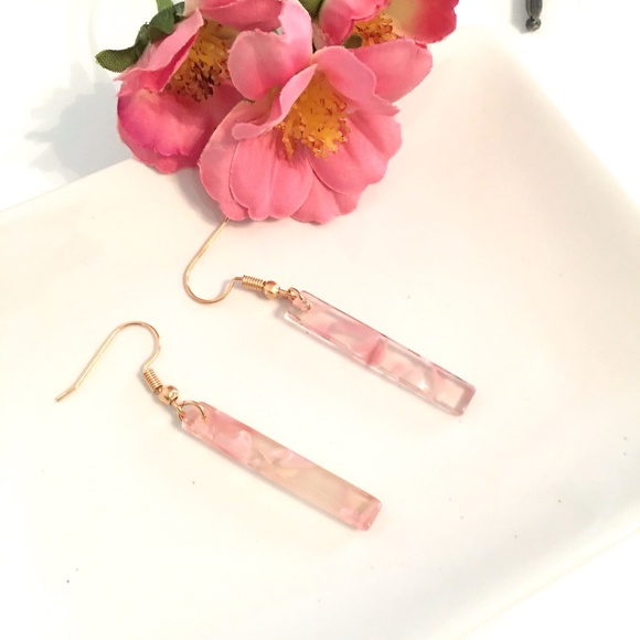 Light Pink Tortoise Shell Bar Minimalist Dangle Earrings - Picture 2 of 5